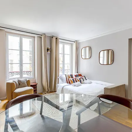 Apartament Elegant 1-bedroom On Rue Saint-dominique *