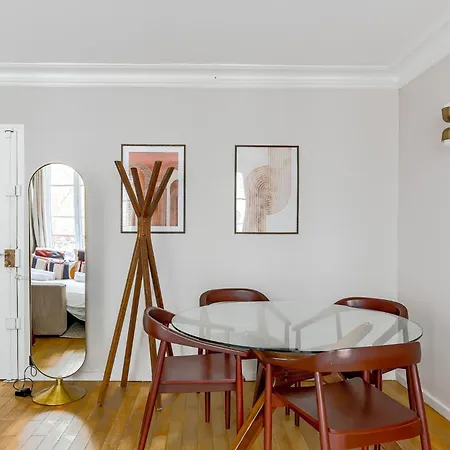 Elegant 1-bedroom On Rue Saint-dominique Apartament Paryż